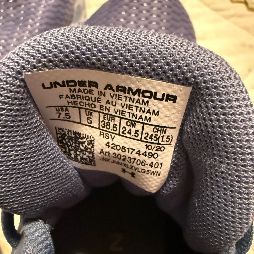 Under Armour Women's Blue Athletic Lace-Up Sneakers